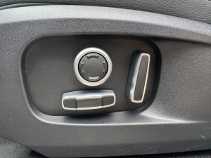 Jaguar F-Pace D200 AWD S - Image 19