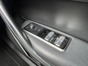 Jaguar F-Pace D200 AWD S - Image 27