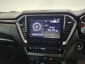 Isuzu D-Max 3.0TD double cab V-Cross - Image 7