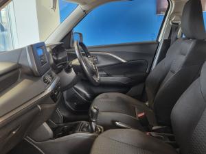 Suzuki Swift 1.2 GL - Image 10