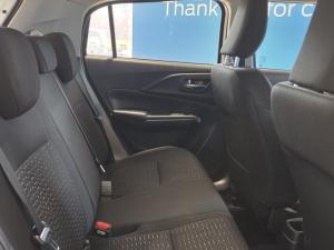 Suzuki Swift 1.2 GL - Image 11