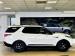 Land Rover Discovery HSE Td6 - Thumbnail 2