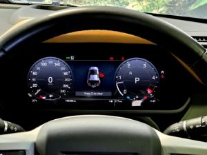 Land Rover Defender 110 D300 X-Dynamic HSE - Image 18