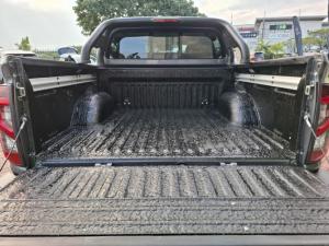 Nissan Navara 2.5DDTi double cab LE Plus - Image 12