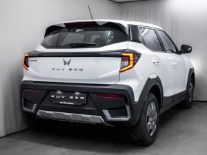 Mahindra XUV 3XO 1.2T MX3 auto - Image 3
