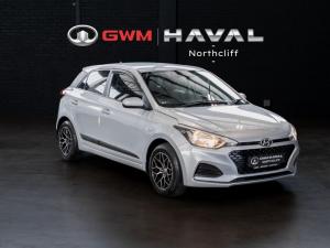 Hyundai i20 1.4 Motion auto - Image 1