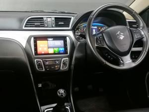 Suzuki Ciaz 1.5 GLX manual - Image 25