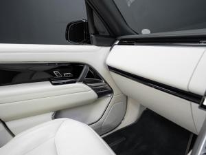 Land Rover Range Rover P530 Autobiography - Image 24