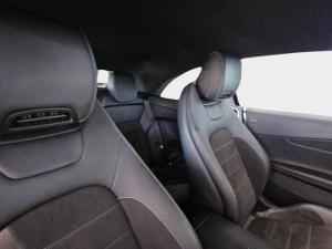 Mercedes-Benz C200 Cabrio automatic - Image 12