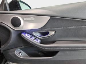 Mercedes-Benz C200 Cabrio automatic - Image 16