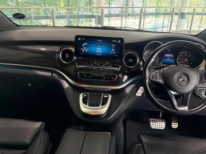 Mercedes-Benz V-Class V250d Avantgarde AMG Line - Image 10