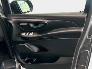 Mercedes-Benz V-Class V250d Avantgarde AMG Line - Image 17