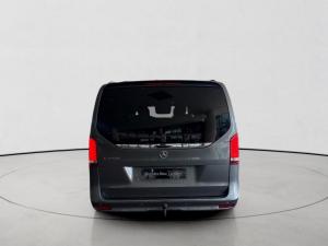 Mercedes-Benz V-Class V250d Avantgarde AMG Line - Image 8