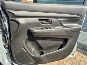 Suzuki Ertiga 1.5 GA - Image 15
