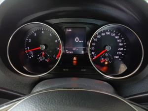 Volkswagen Polo hatch 1.2TSI Highline - Image 14
