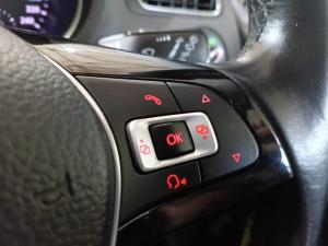 Volkswagen Polo hatch 1.2TSI Highline - Image 17