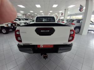Toyota Hilux 2.8GD-6 Xtra cab 4x4 Legend manual - Image 5