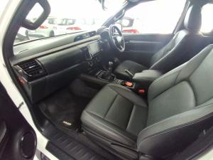 Toyota Hilux 2.8GD-6 Xtra cab 4x4 Legend manual - Image 7