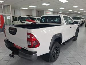 Toyota Hilux 2.8GD-6 Xtra cab 4x4 Legend manual - Image 2