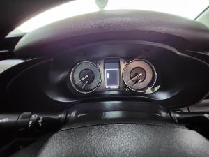 Toyota Hilux 2.4GD-6 single cab Raider manual - Image 9