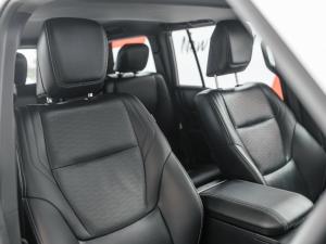 Toyota Land Cruiser Prado 2.8GD VX-R - Image 9