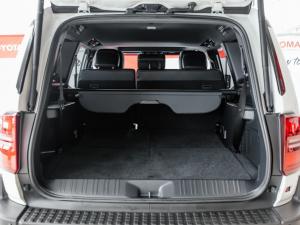 Toyota Land Cruiser Prado 2.8GD VX-R - Image 11