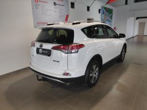 Toyota RAV4 2.0 GX auto - Image 2