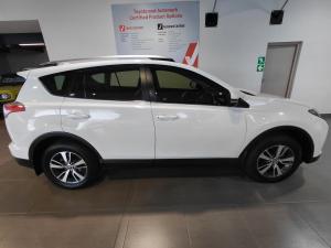 Toyota RAV4 2.0 GX auto - Image 3