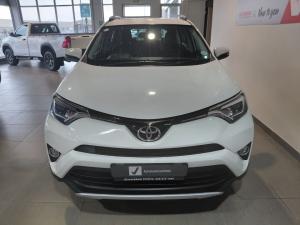 Toyota RAV4 2.0 GX auto - Image 4