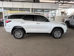 Toyota Fortuner 2.8GD-6 VX - Image 3
