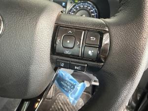 Toyota Hilux 2.8GD-6 48V double cab 4x4 Legend - Image 9