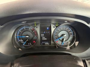 Toyota Hilux 2.8GD-6 48V double cab 4x4 Legend - Image 11
