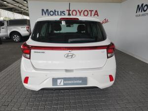 Hyundai Grand i10 1.2 Premium hatch - Image 5