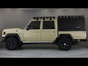 Toyota Land Cruiser 79 2.8GD-6 double cab auto - Image 22