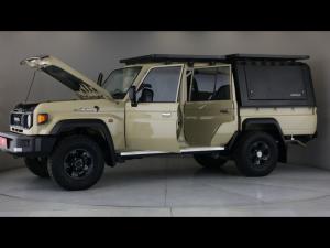 Toyota Land Cruiser 79 2.8GD-6 double cab auto - Image 27