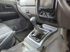 Isuzu KB 300 TDi LXD/C - Image 11