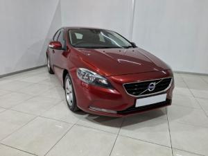 Volvo V40 T3 Kinetic - Image 1