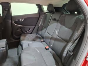 Volvo V40 T3 Kinetic - Image 9