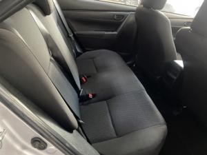 Toyota Corolla Quest 1.8 Plus manual - Image 7