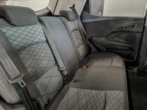 Mahindra XUV 3XO 1.2T MX3 manual - Image 9
