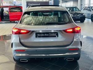 Mercedes-Benz GLA GLA200d Progressive - Image 12