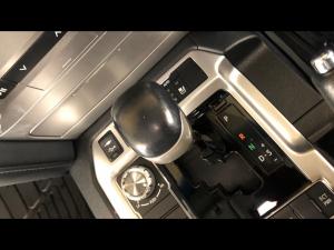 Toyota Land Cruiser 200 4.5D-4D V8 VX-R - Image 15