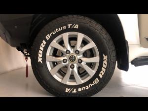 Toyota Land Cruiser 200 4.5D-4D V8 VX-R - Image 18