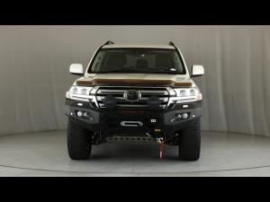 Toyota Land Cruiser 200 4.5D-4D V8 VX-R - Image 4