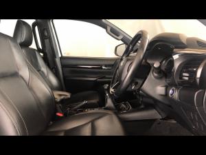 Toyota Hilux 2.8GD-6 double cab 4x4 Legend 50 - Image 10
