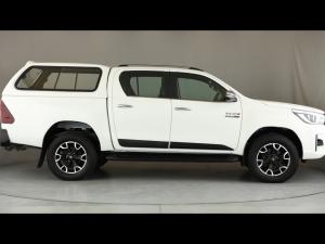 Toyota Hilux 2.8GD-6 double cab 4x4 Legend 50 - Image 3