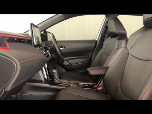 Toyota Corolla Cross 1.8 HEV GR-Sport - Image 7