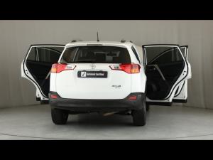 Toyota RAV4 2.2D-4D AWD GX - Image 24
