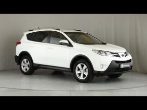 Toyota RAV4 2.2D-4D AWD GX - Image 1