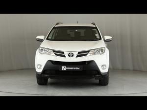 Toyota RAV4 2.2D-4D AWD GX - Image 4